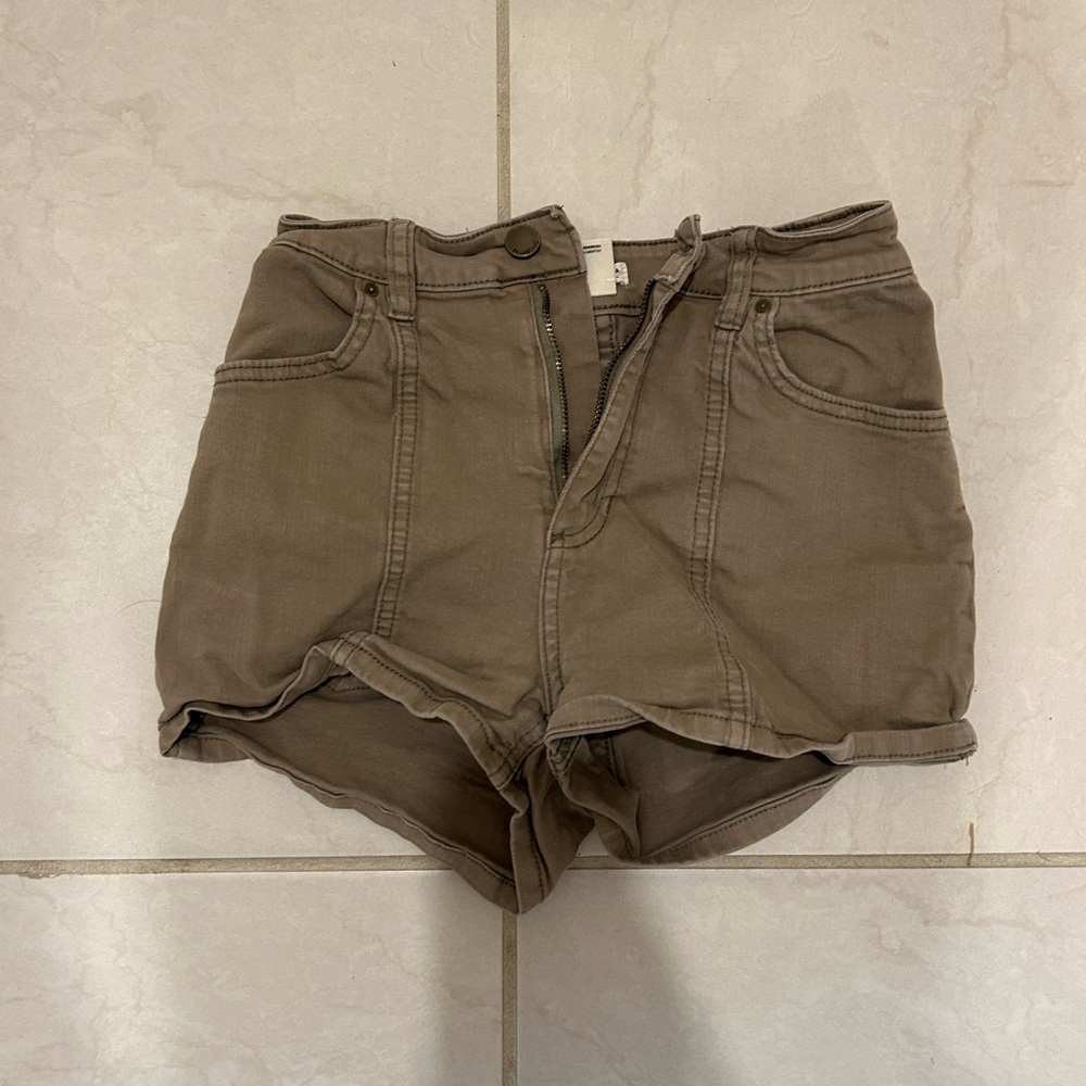 Stylish Tan Women's Shorts